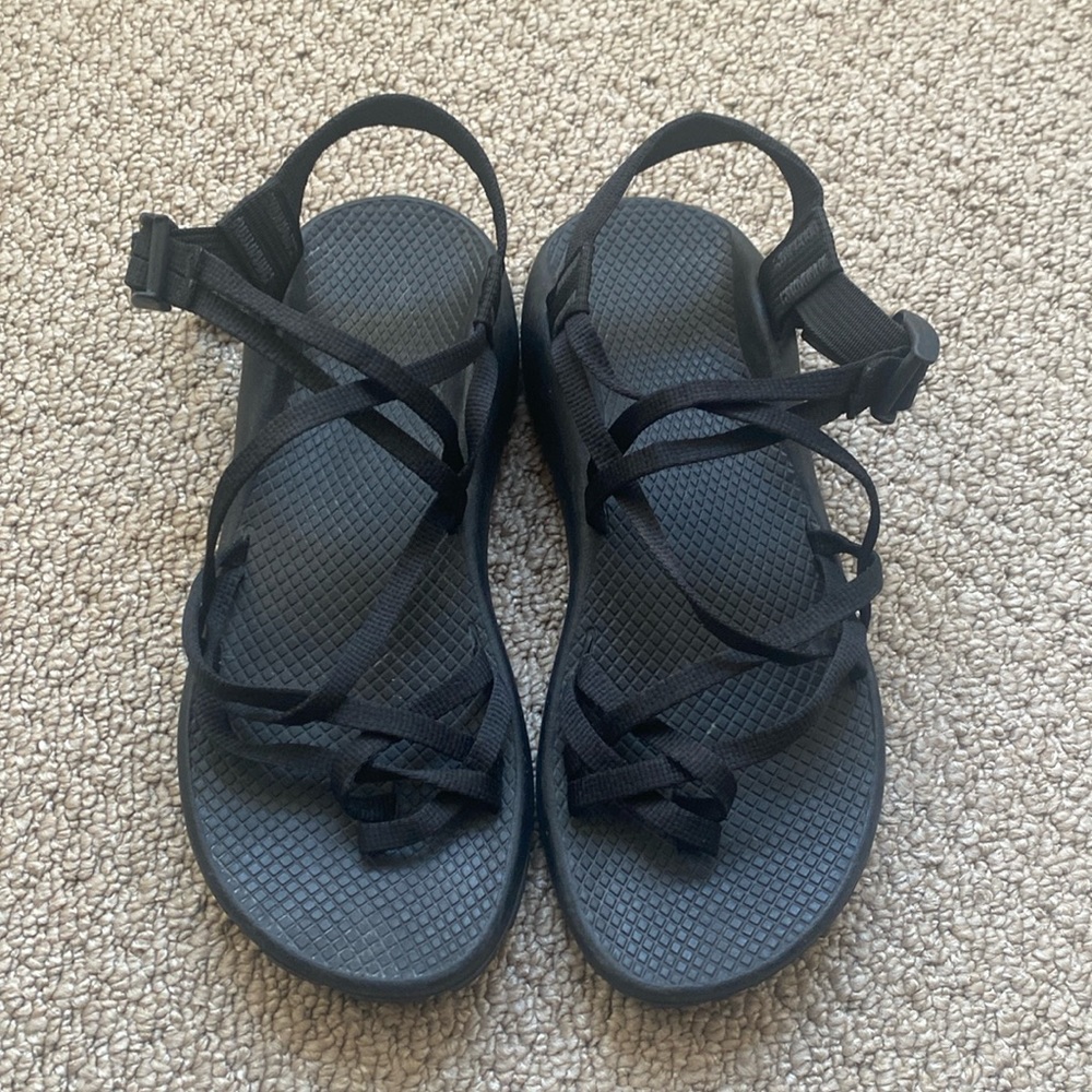Women's Chaco Z Cloud Black Sandals. Two Strap with Toe Strap. Size 10